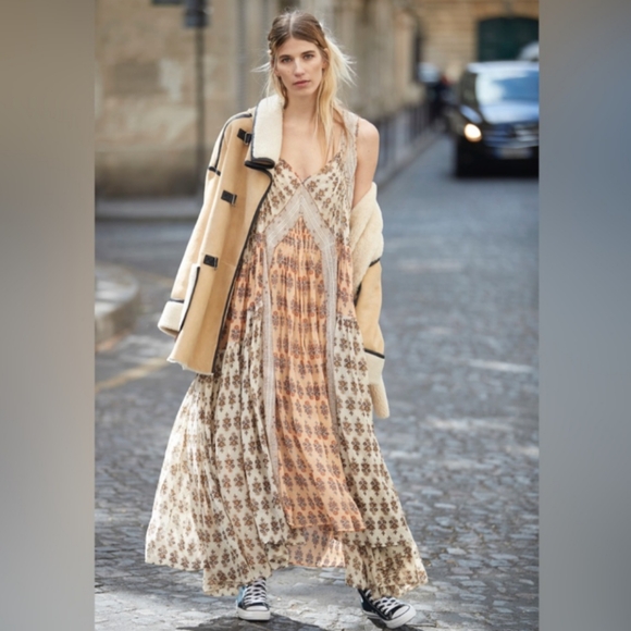 🦄RARE Free People We Broke Free Floral Cream Crochet Embellished Maxi Dress - Picture 3 of 15